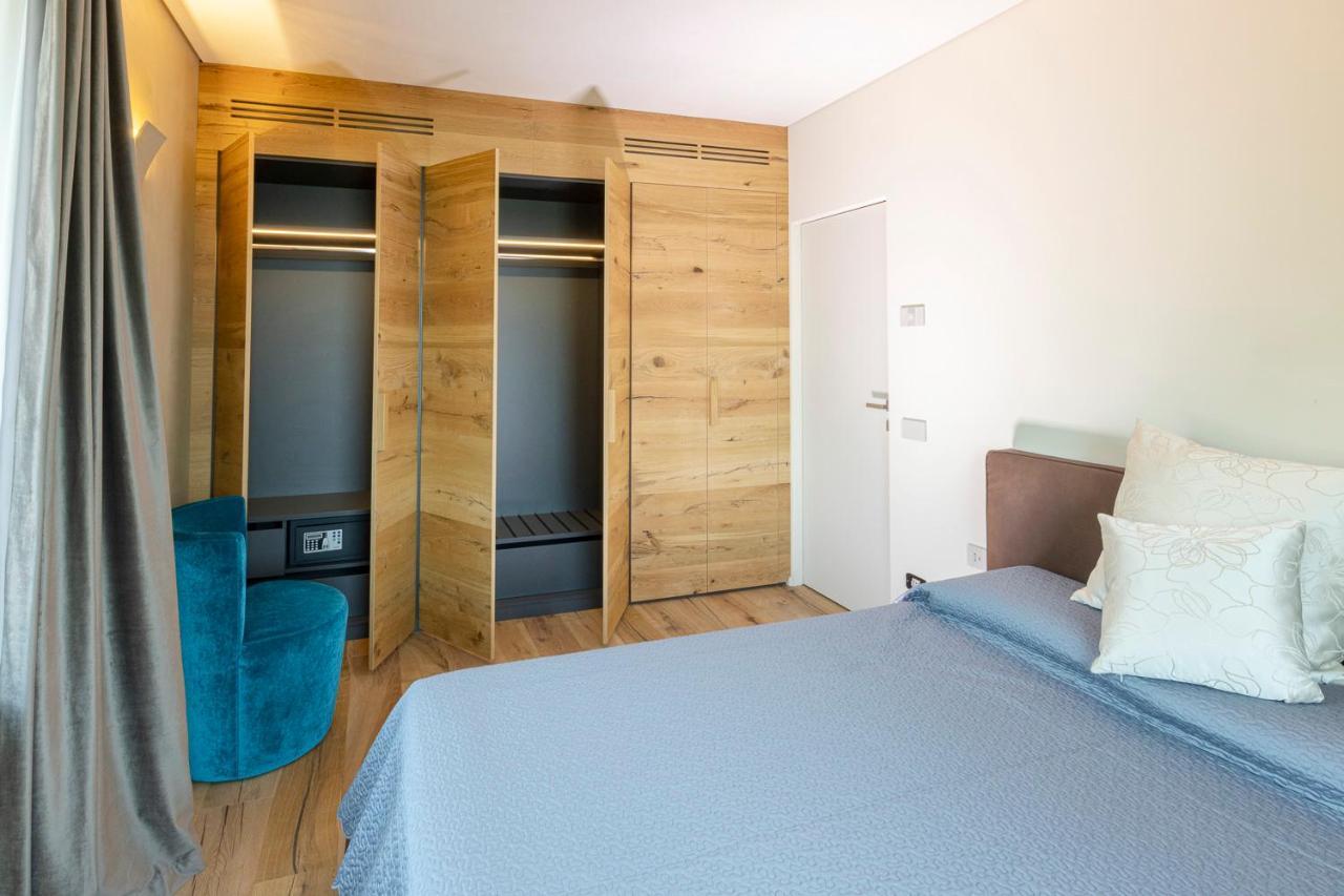 Eremus Relais Aparthotel Lonato Exteriör bild